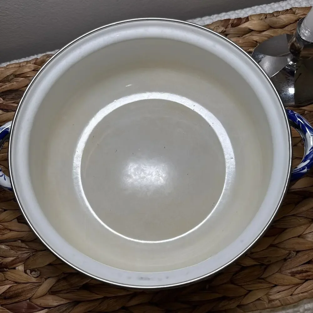 Golden Rabbit Blue White Spongeware Enamelware Covered Casserole Pot With Lid